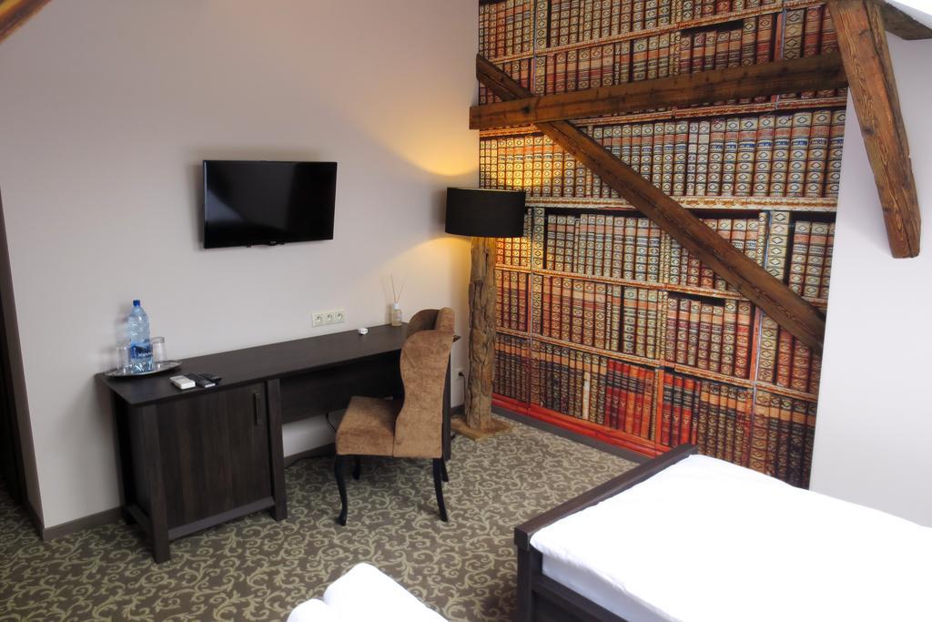 Apartmany Na Baste Levice Kamer foto
