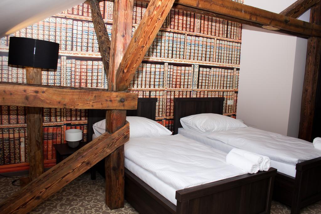 Apartmany Na Baste Levice Kamer foto