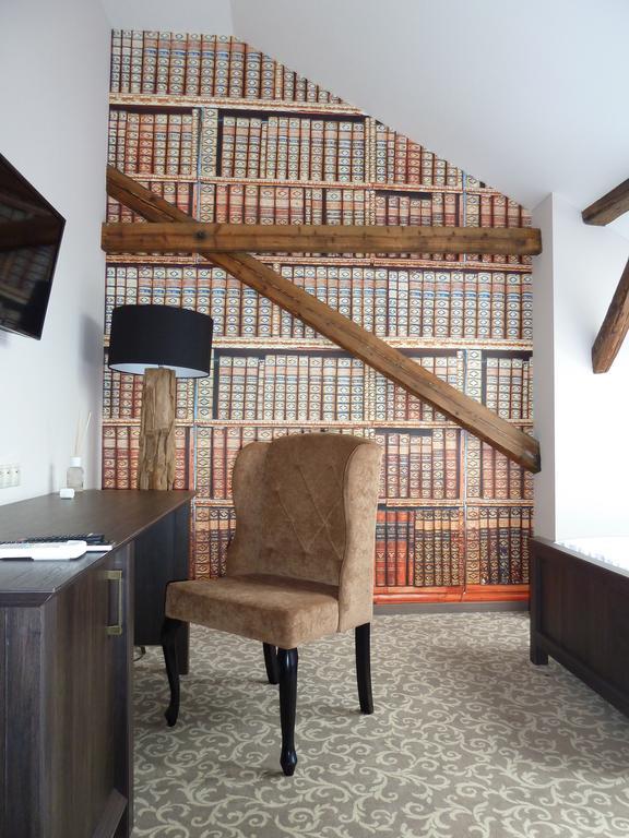 Apartmany Na Baste Levice Buitenkant foto
