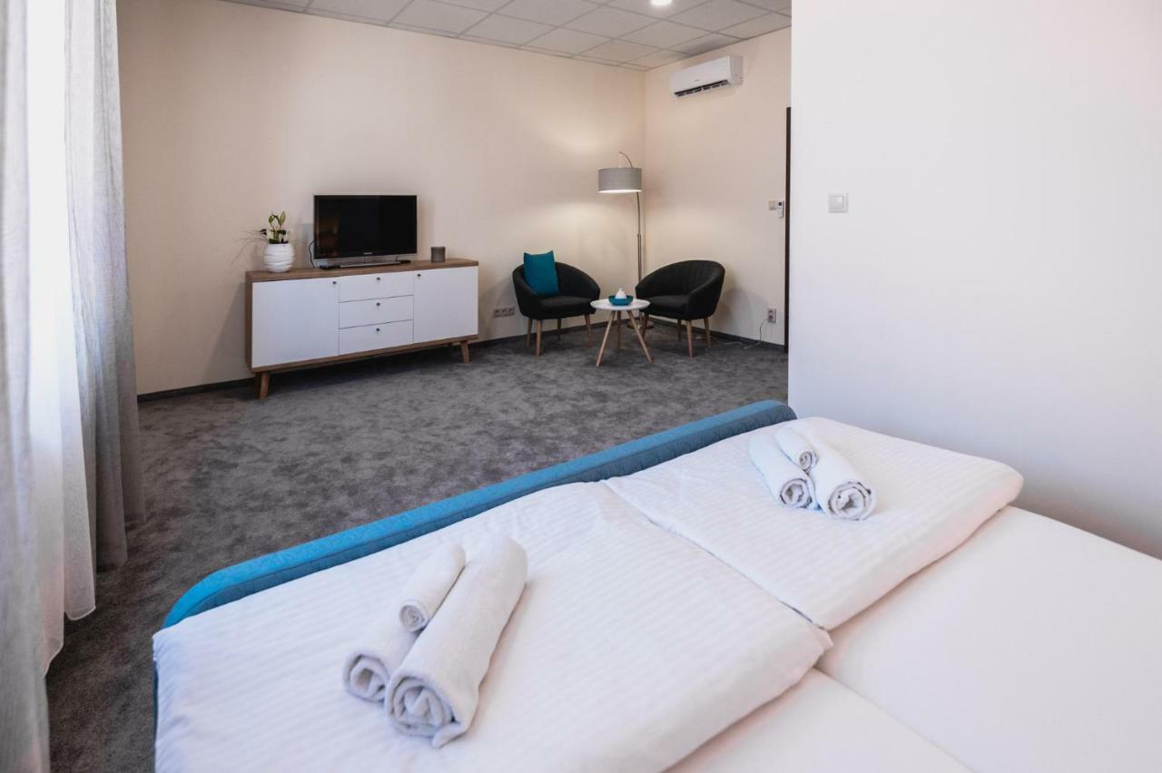 Apartmany Na Baste Levice Buitenkant foto